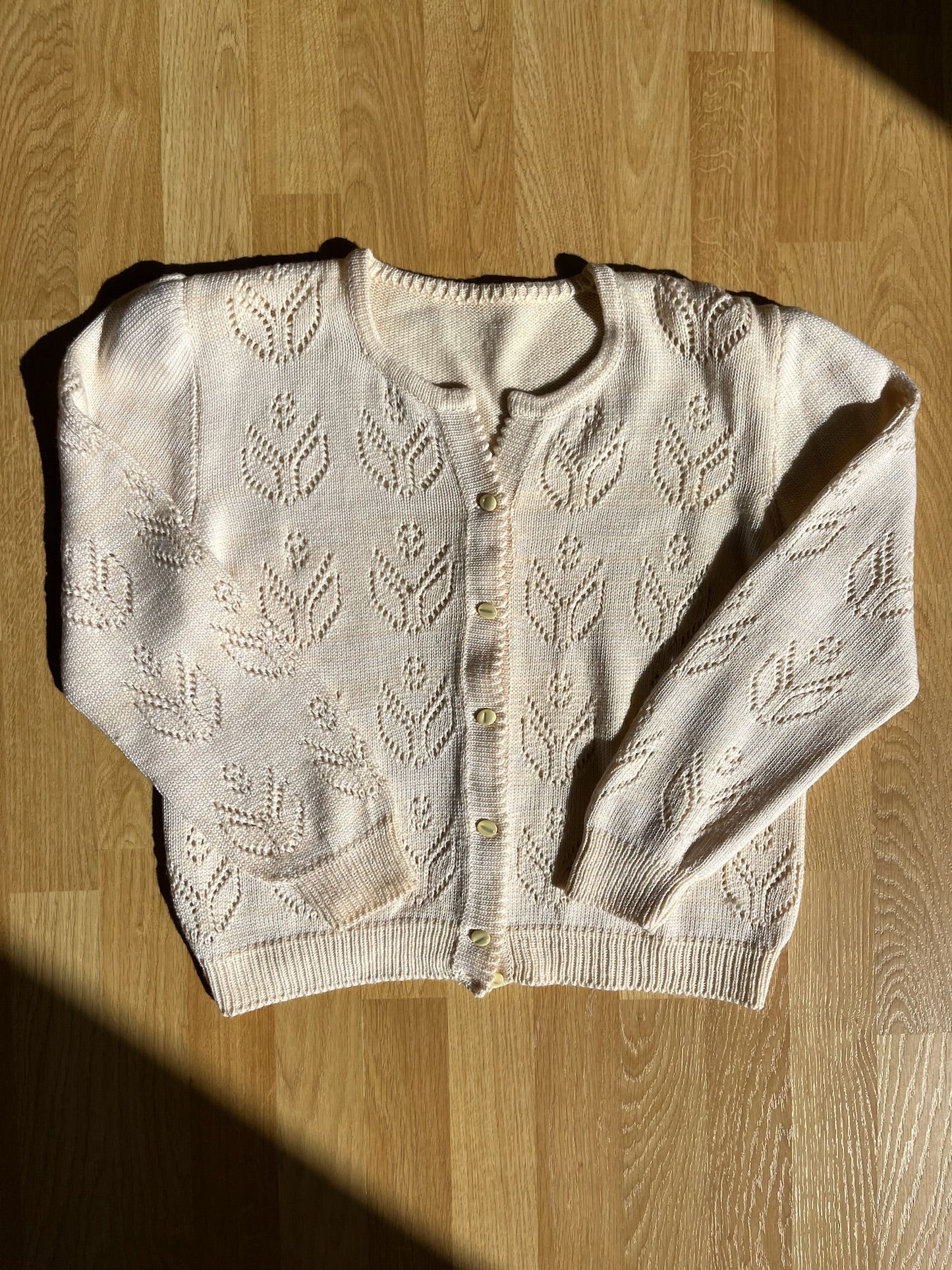 Cream crochet style cardigan Vintage knitwear