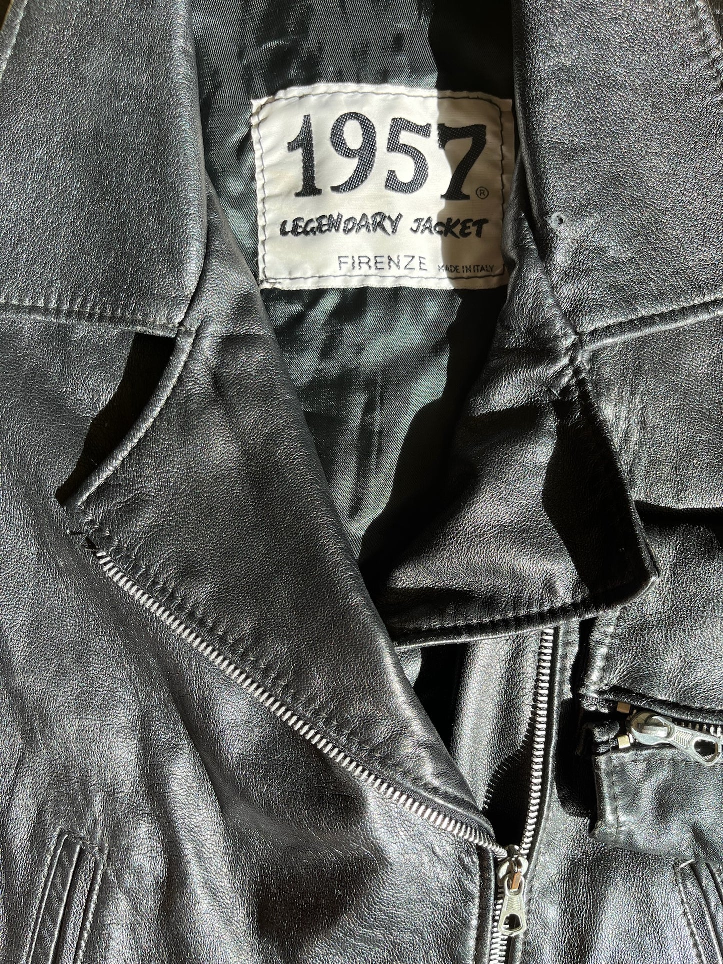 Vintage crop biker leather jacket